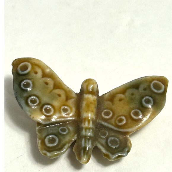 Wades Whimsies England Butterfly Whimsy - Picture 3 of 6